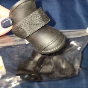 Brand new sz medium doggie boots